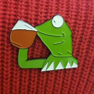 Kermit Tea Pin